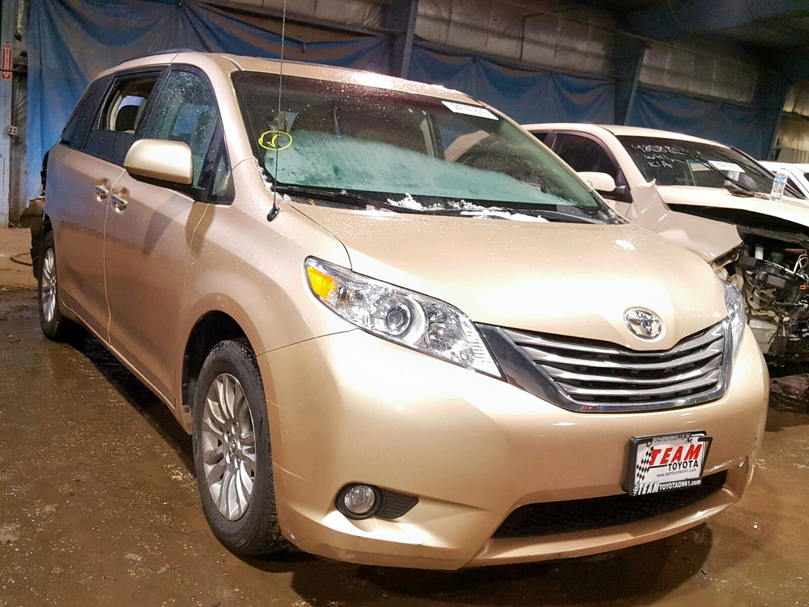 2013 toyota sienna xle