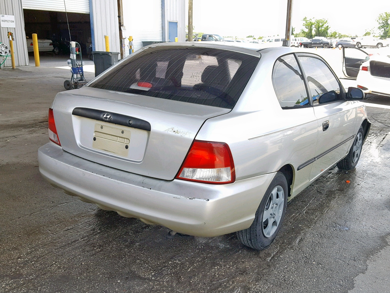 2001 hyundai accent l