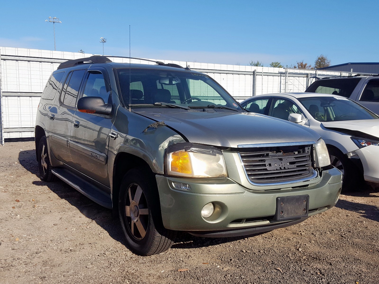 2004 gmc envoy xl