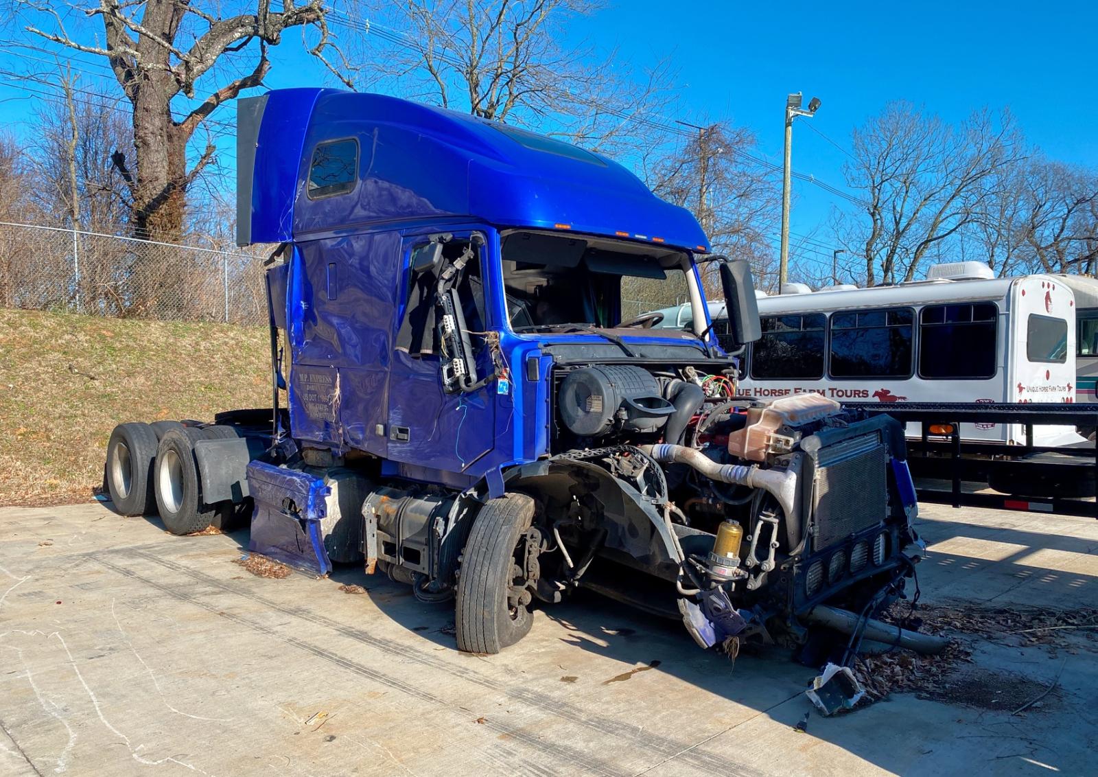 2013 volvo vn vnl