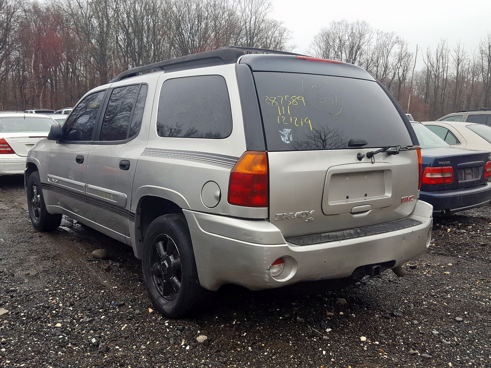 2005 gmc envoy xl