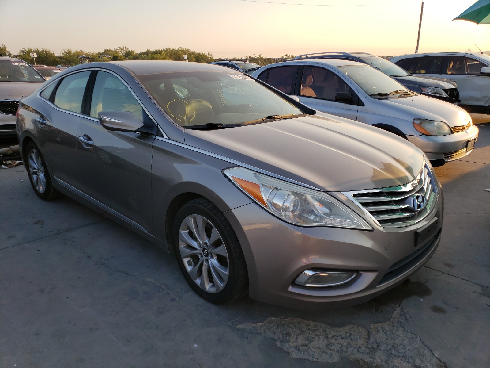 Hyundai Azera 2012