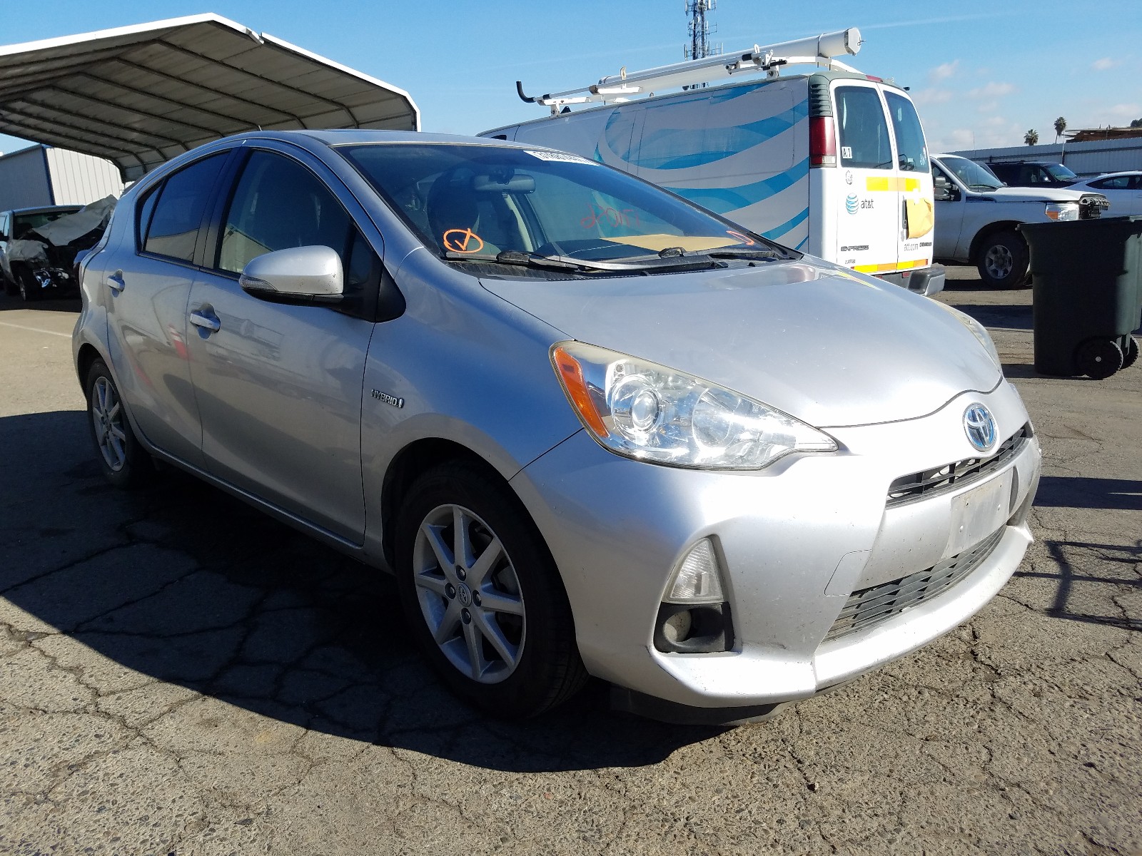 Toyota Prius c 2014