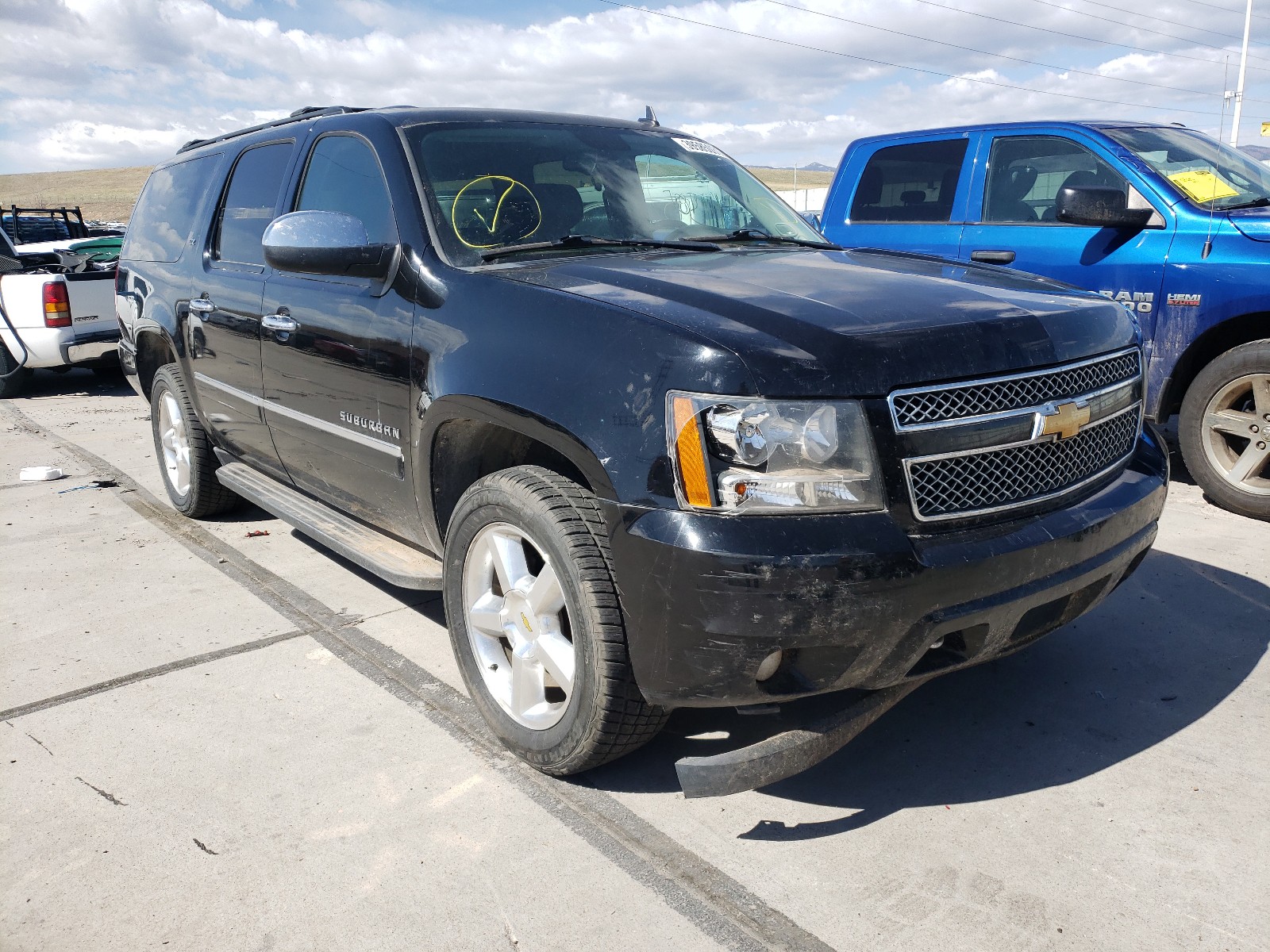 Chevrolet Suburban 2013