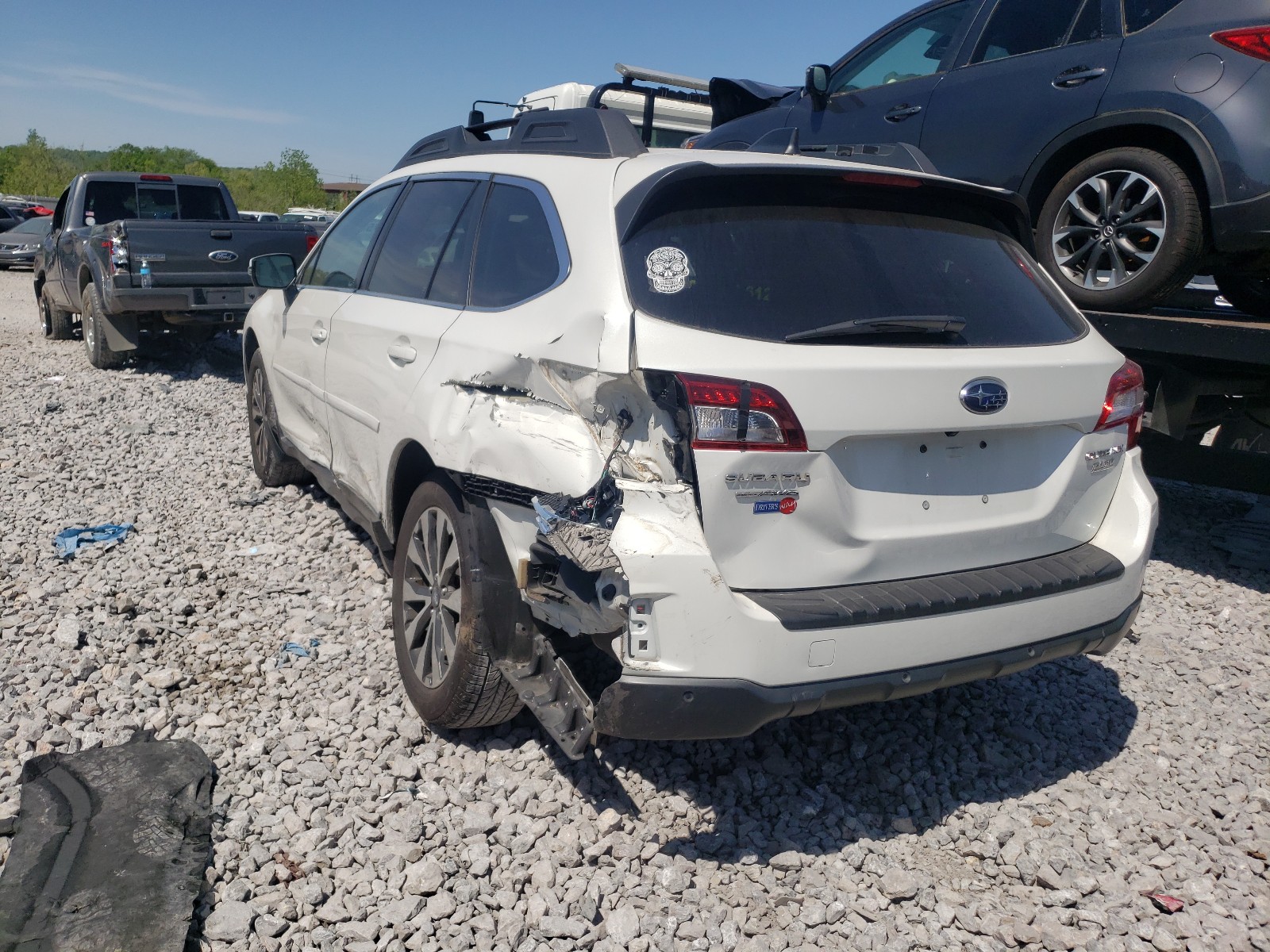 Subaru Outback 2. 2017