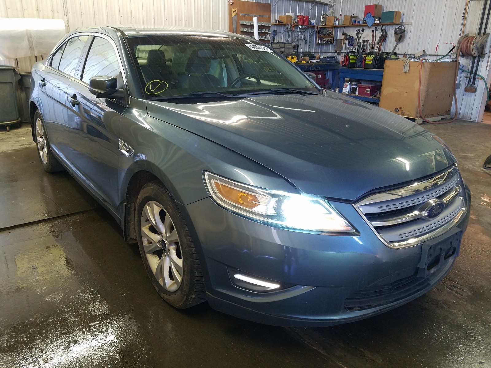 Ford Taurus 2010