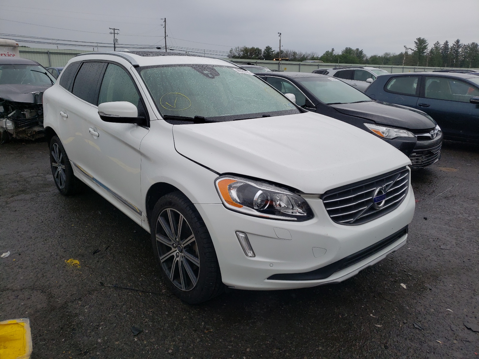 Volvo Xc60 t6 in 2017