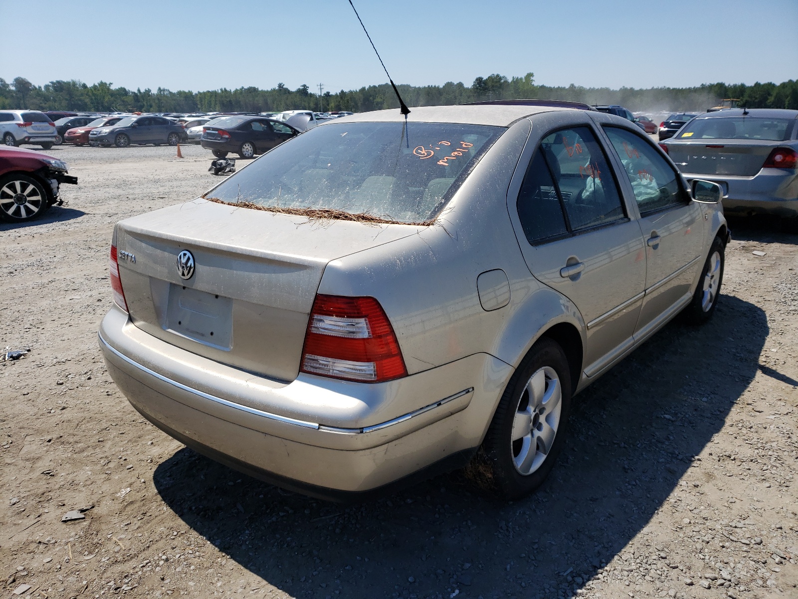 2005 VOLKSWAGEN JETTA VIN 3VWSK69M05M020892 from the USA