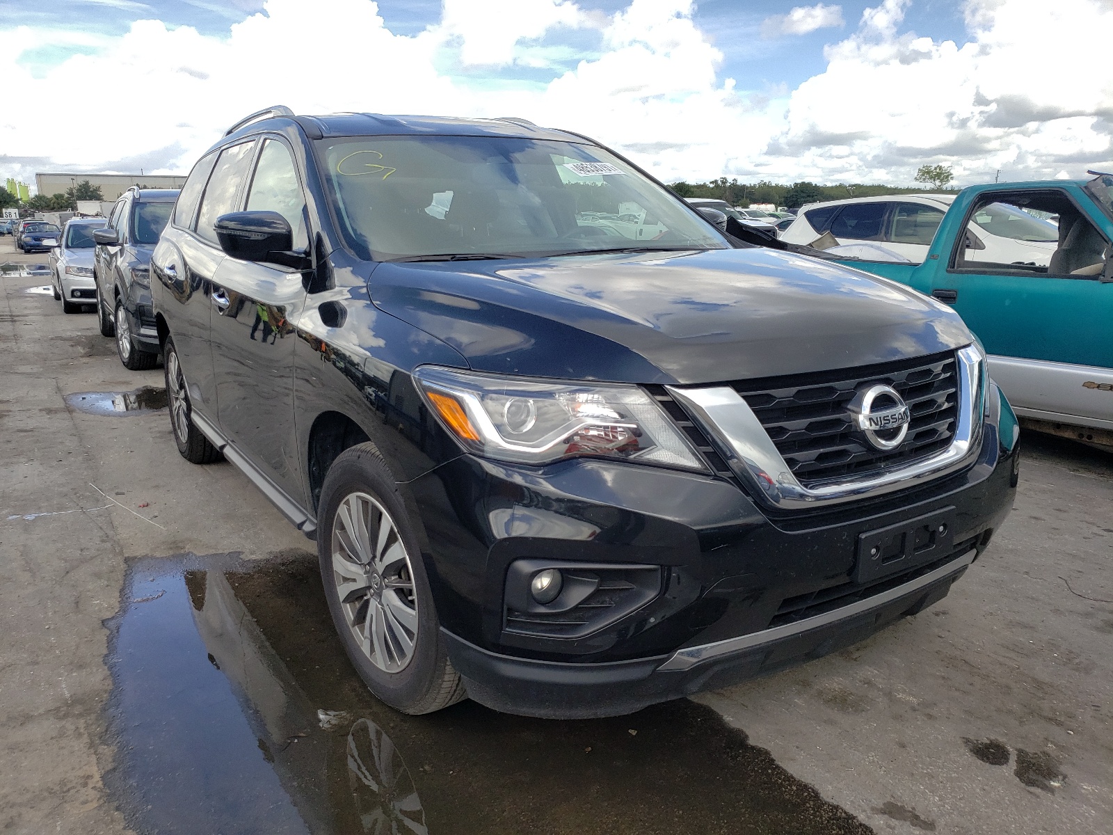 Nissan Pathfinder 2019