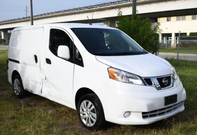 nissan nv 2000