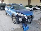 HYUNDAI - TUCSON