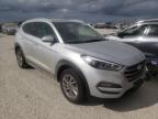 HYUNDAI - TUCSON