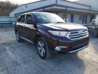 TOYOTA - HIGHLANDER