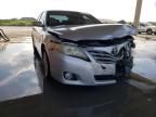 TOYOTA - CAMRY