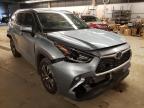 TOYOTA - HIGHLANDER