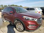 HYUNDAI - TUCSON