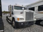 FREIGHTLINER - CONVENTIONAL