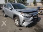 TOYOTA - RAV4