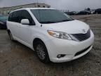 TOYOTA - SIENNA