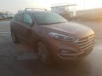 HYUNDAI - TUCSON