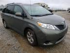 TOYOTA - SIENNA