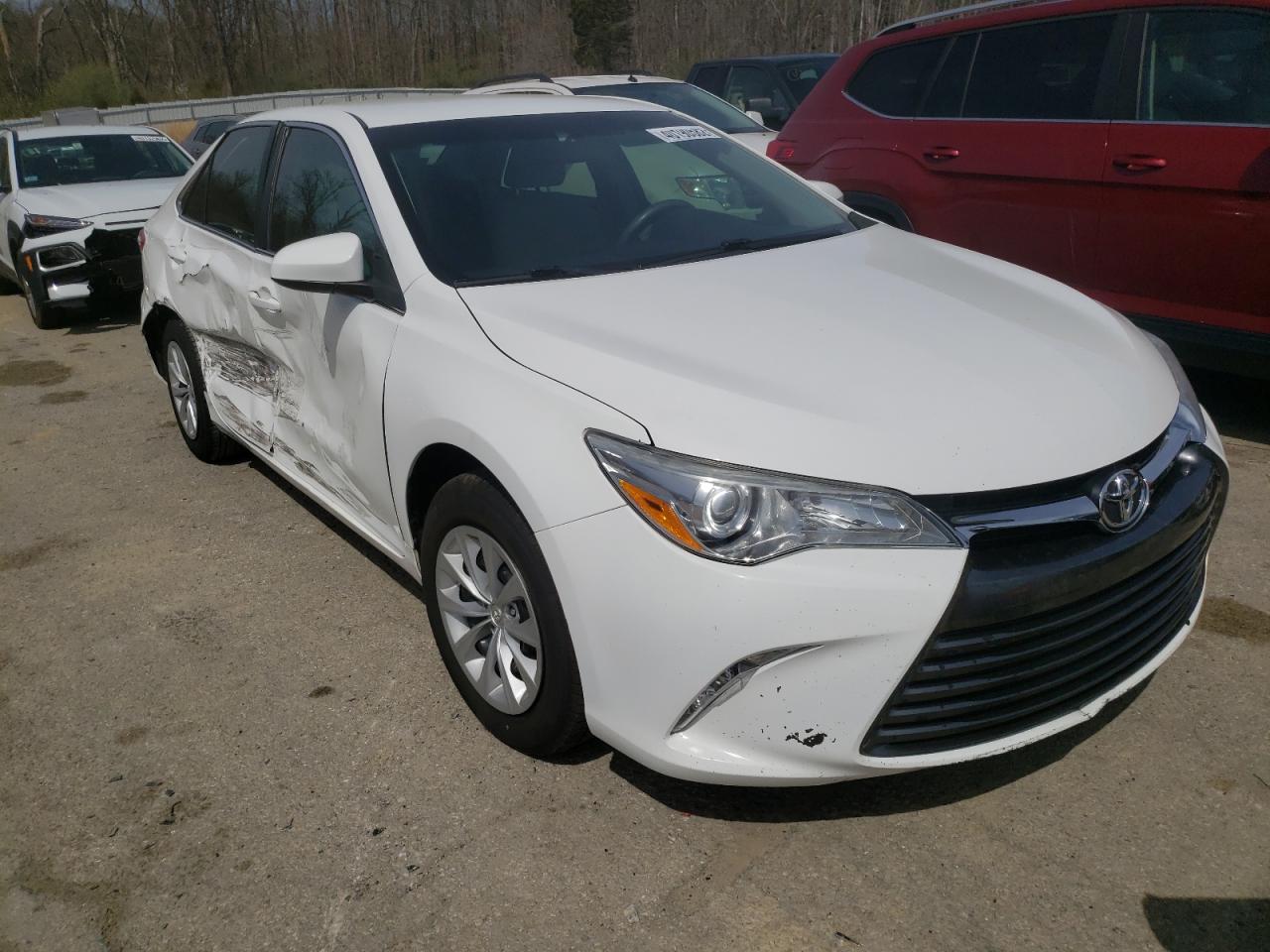 2015 TOYOTA CAMRY LE VIN: 4T1BF1FK6FU935185