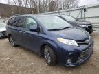 TOYOTA - SIENNA