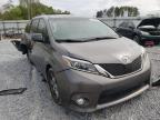 TOYOTA - SIENNA