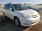 TOYOTA - SIENNA