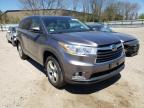 TOYOTA - HIGHLANDER