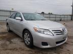 TOYOTA - CAMRY