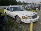 LINCOLN - TOWN CAR