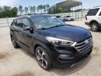 HYUNDAI - TUCSON