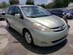 TOYOTA - SIENNA