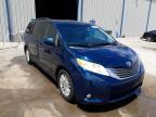 TOYOTA - SIENNA