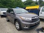 TOYOTA - HIGHLANDER