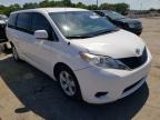 TOYOTA - SIENNA