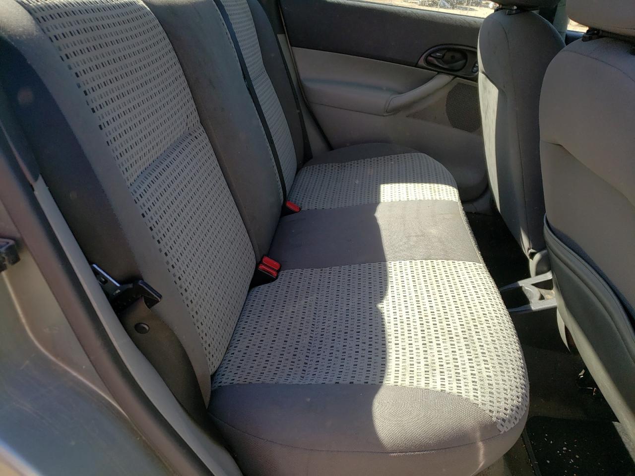 2006 FORD FOCUS ZX4 VIN: 1FAFP34N26W101923