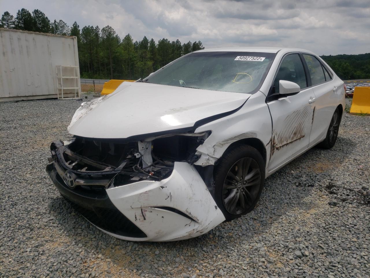 2016 TOYOTA CAMRY LE VIN: 4T1BF1FK1GU131104