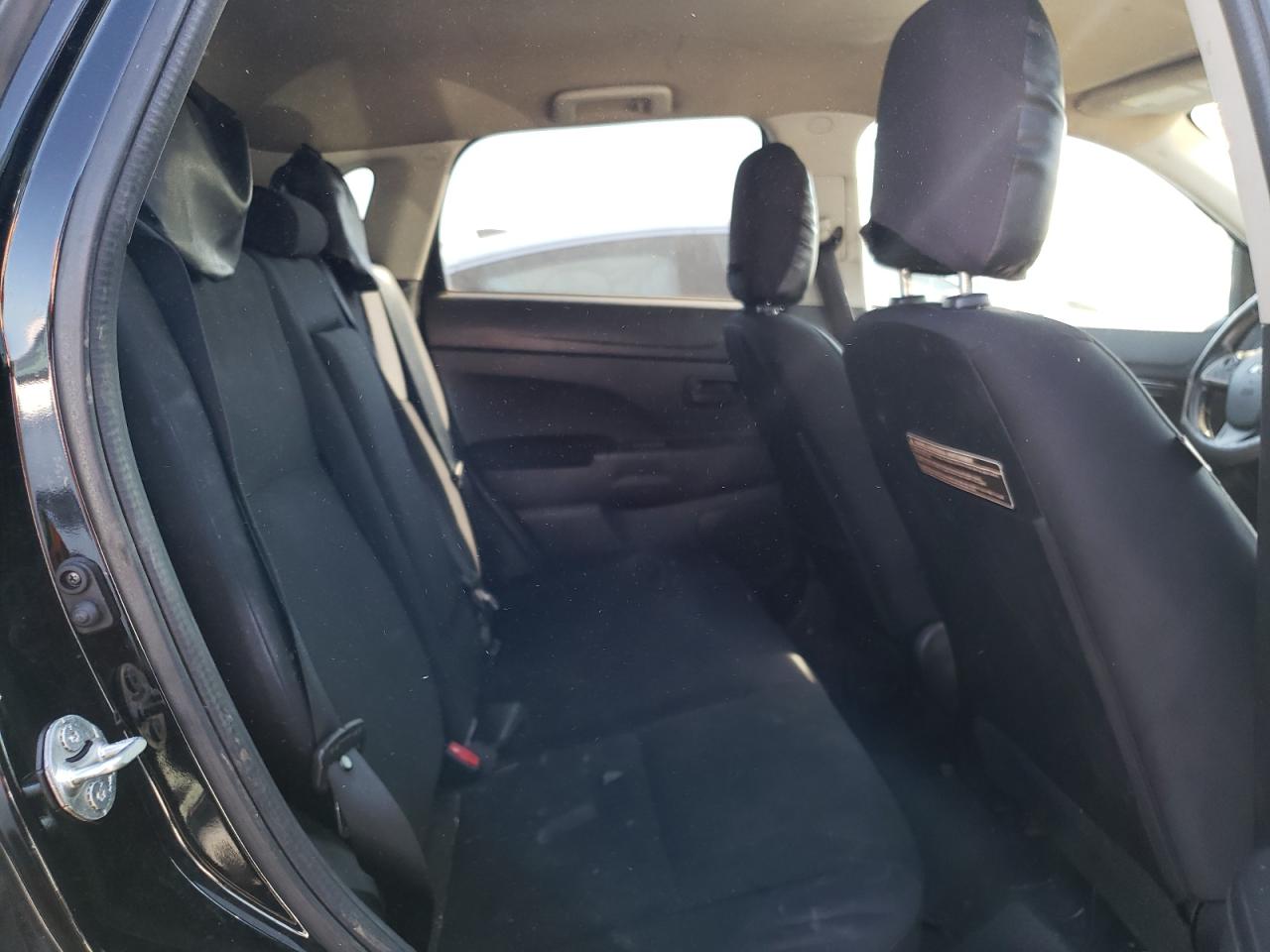 2015 MITSUBISHI OUTLANDER SPORT ES VIN: 4A4AP3AU9FE049141