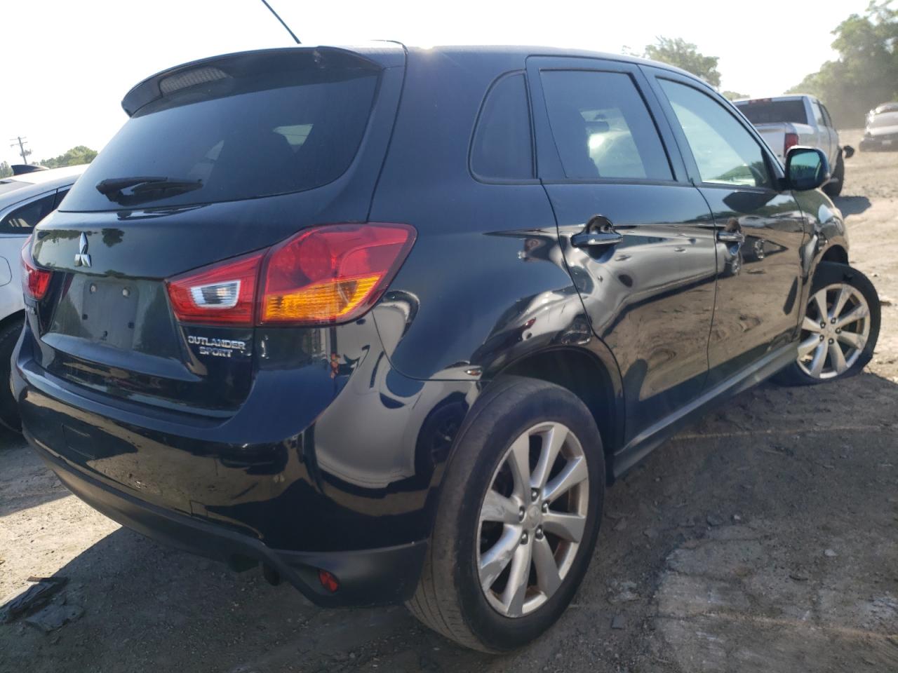 2015 MITSUBISHI OUTLANDER SPORT ES VIN: 4A4AP3AU9FE049141