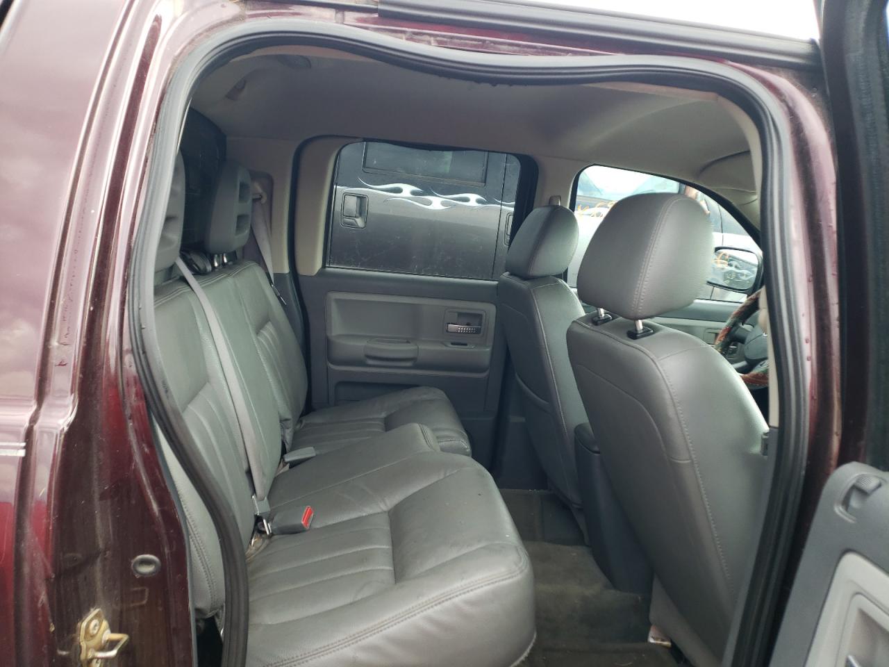 2005 DODGE DAKOTA QUAD LARAMIE VIN: 1D7HW58N75S120250