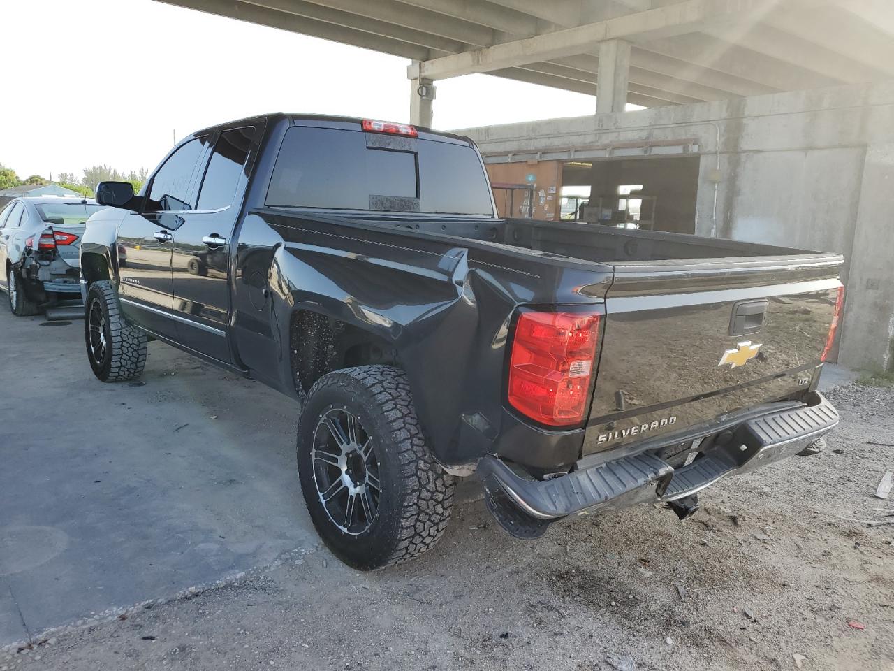 2015 CHEVROLET SILVERADO C1500 LTZ VIN: 1GCRCSEC0FZ360869