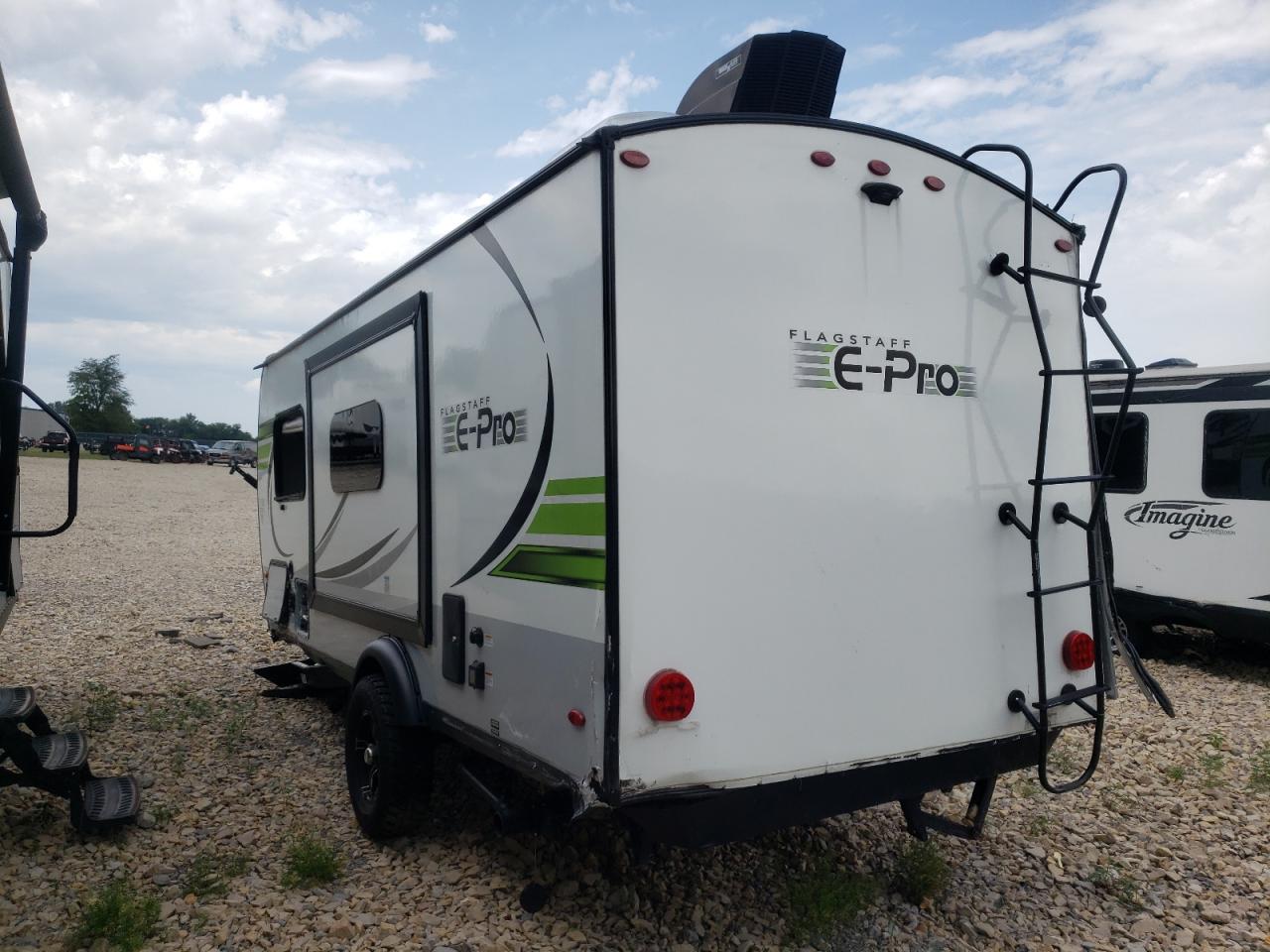 2021 FEATHERLITE MFG INC FEATHERLIT VIN: 5ZT2FSHC7M3016359