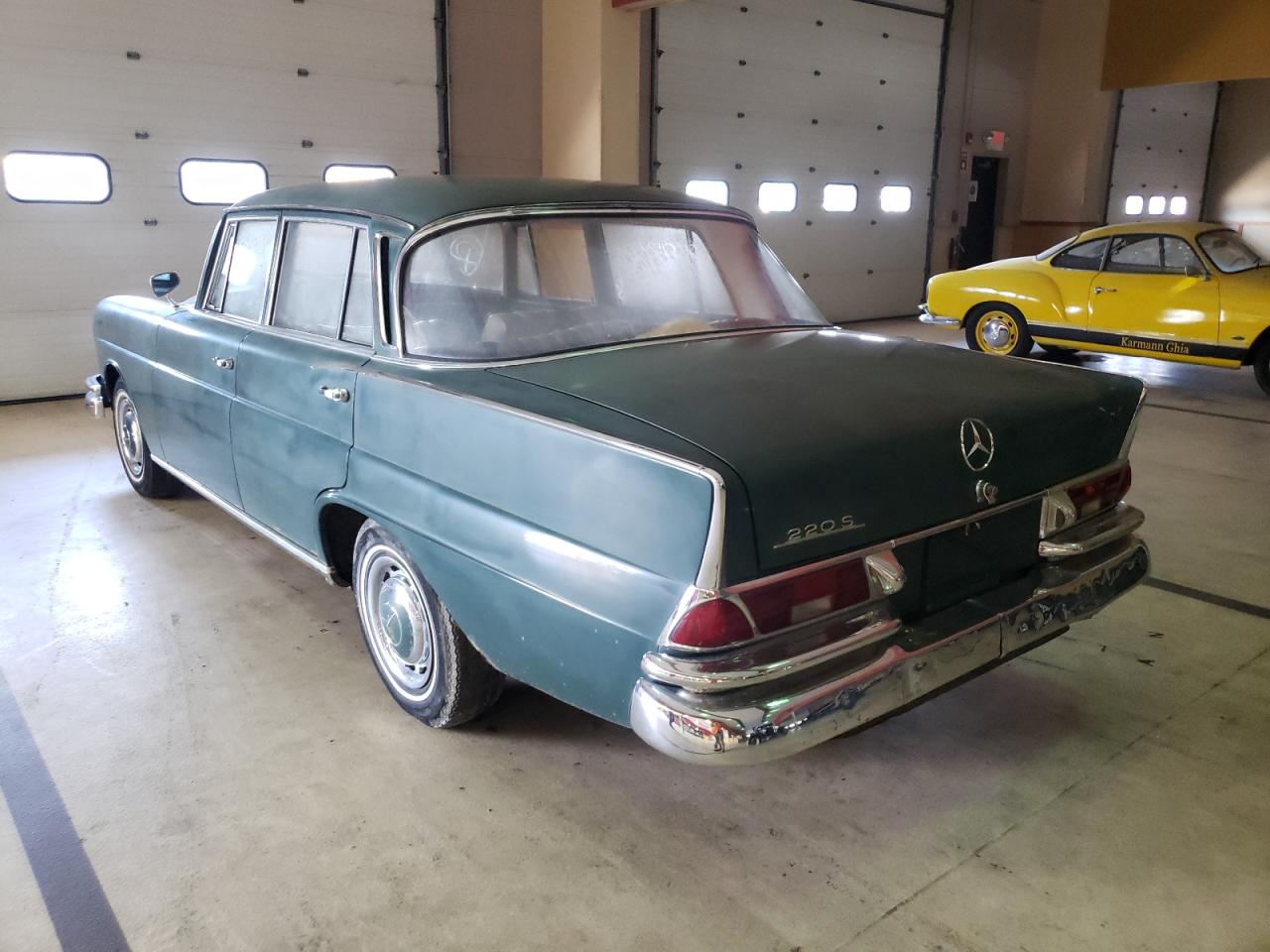 1963 MERCEDES-BENZ 220 S VIN: 1101210102748
