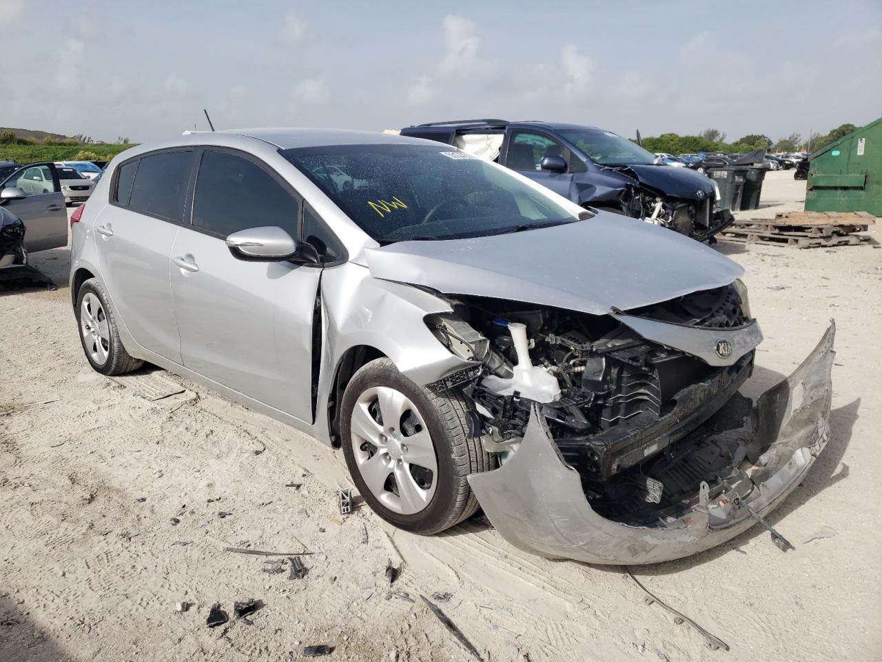 2016 KIA FORTE LX VIN: KNAFK5A8XG5540665