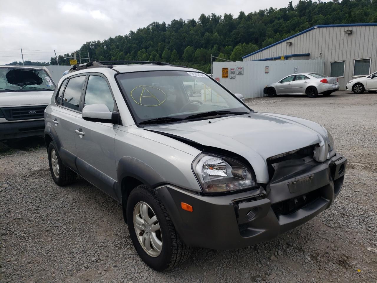 2008 HYUNDAI TUCSON SE VIN: KM8JN72D58U808567