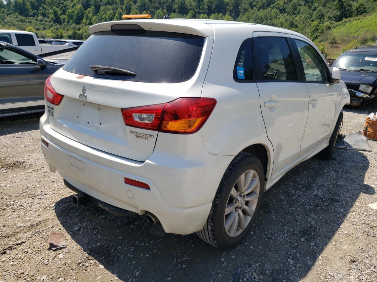 2011 MITSUBISHI OUTLANDER SPORT SE VIN: JA4AR4AU8BZ014241