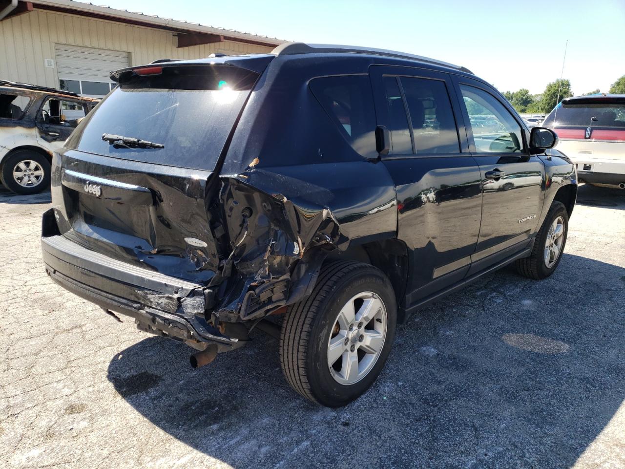 2016 JEEP COMPASS LATITUDE VIN: 1C4NJCEB1GD797280