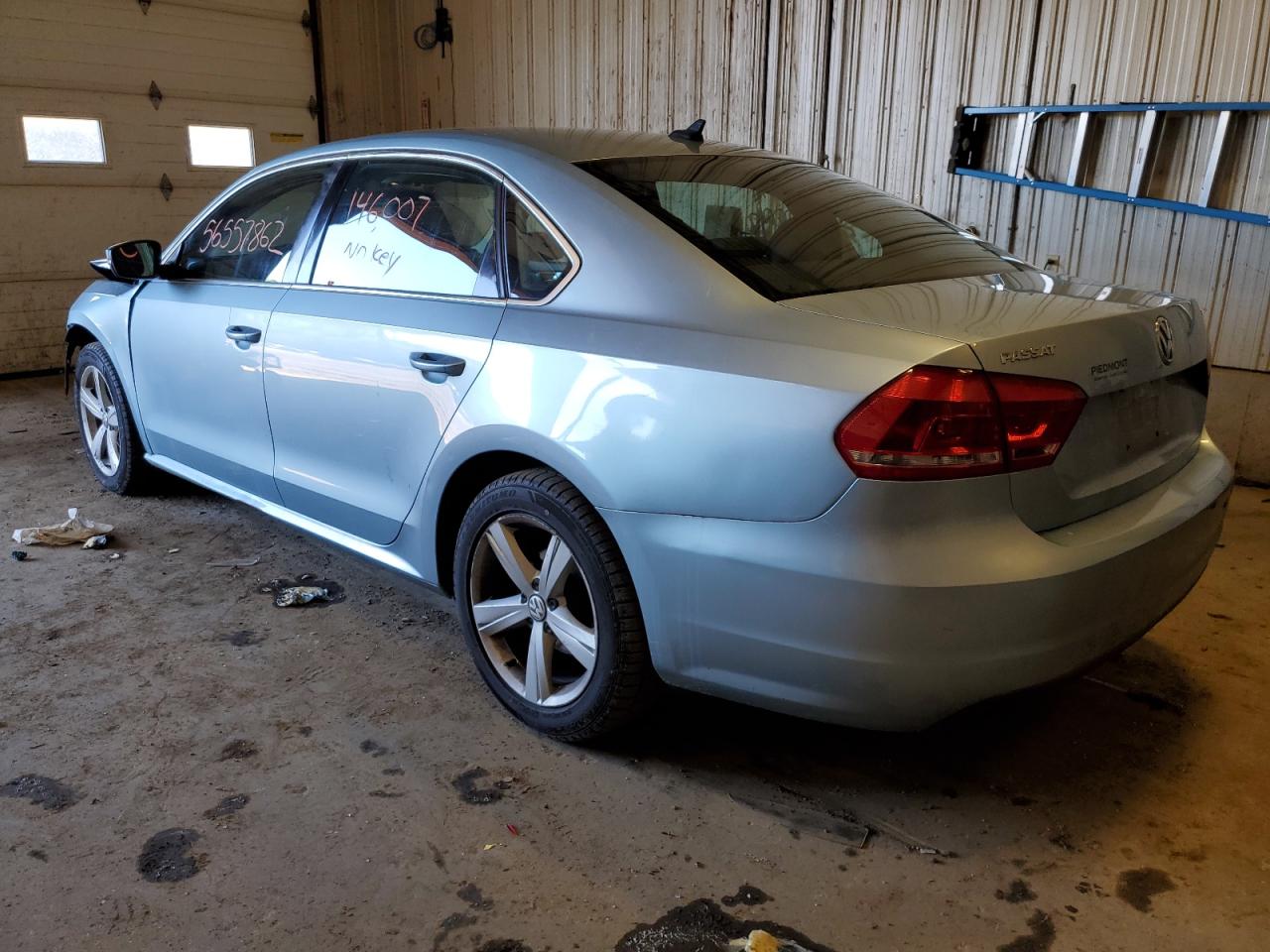 2013 VOLKSWAGEN PASSAT SE VIN: 1VWBH7A32DC024126